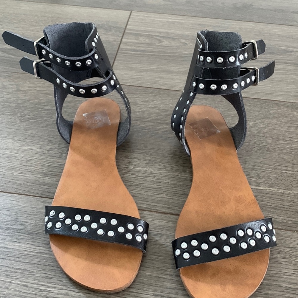 Black sandals